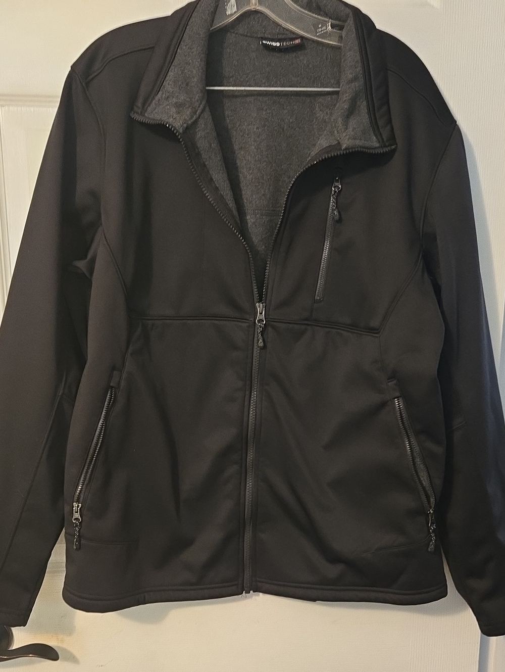 Swiss Tech Black Lightweight Softshell Jacket